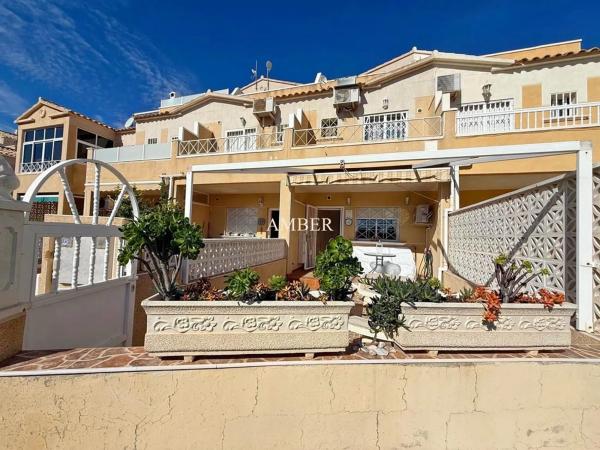 Chalet adosado en Ur Hondo El, 3