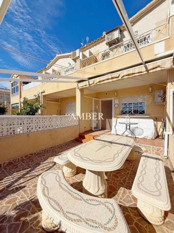 Chalet adosado en Ur Hondo El, 3