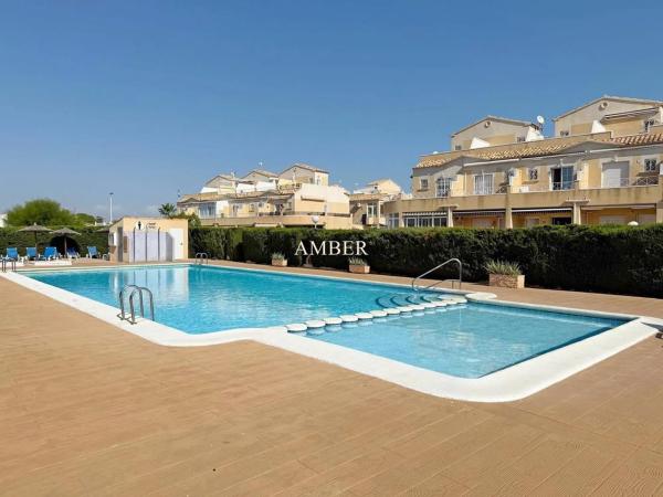 Chalet adosado en Ur Hondo El, 3