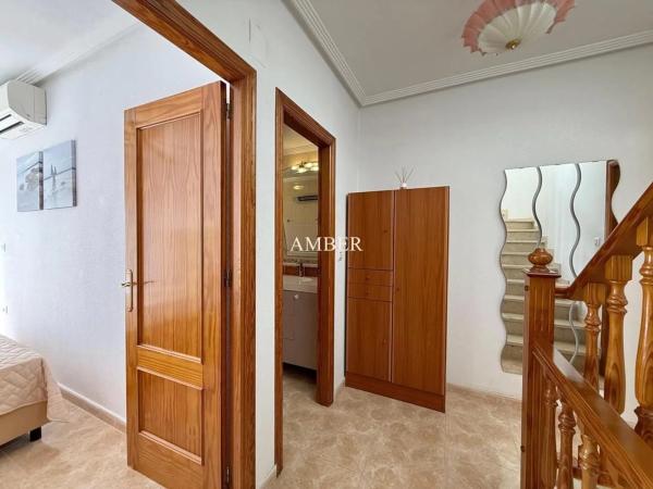 Chalet adosado en Ur Hondo El, 3