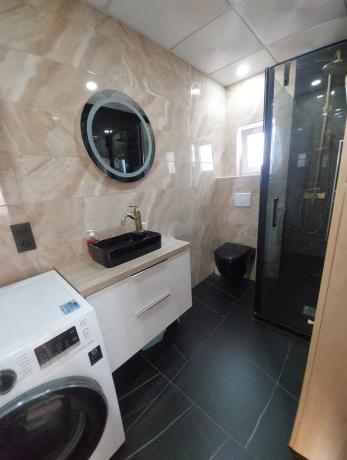 Chalet adosado en calle Liszt, 364