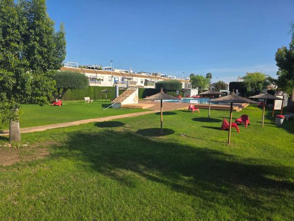 Chalet adosado en Ur Jardin Del Mar X, 1