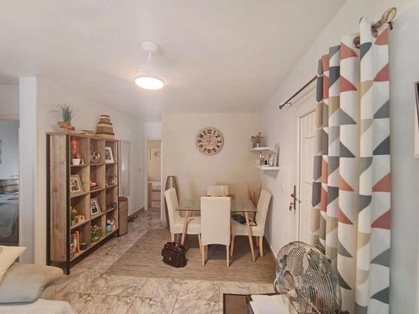 Dúplex en calle Marisa Ruso López