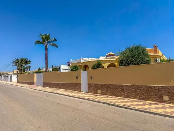 Chalet en calle Ravel s/n