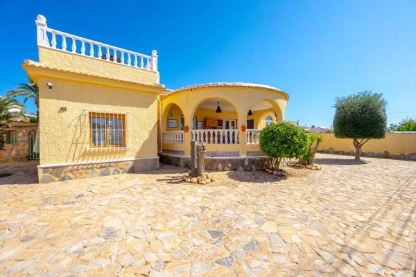 Chalet en calle Ravel s/n