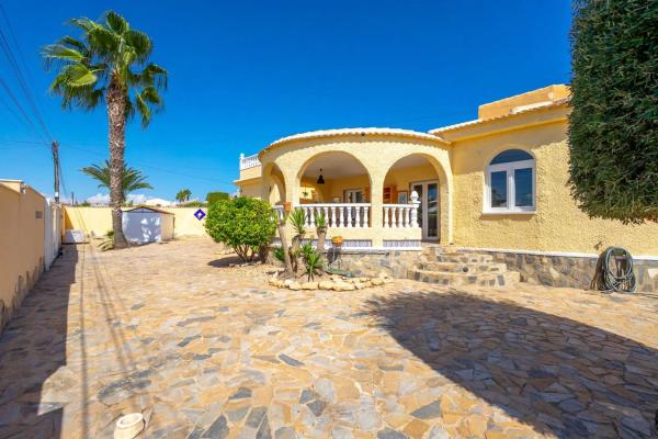 Chalet en calle Ravel s/n