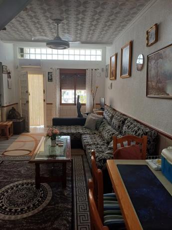 Chalet pareado en calle Saeta, 199