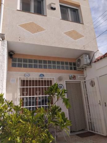 Chalet pareado en calle Saeta, 199