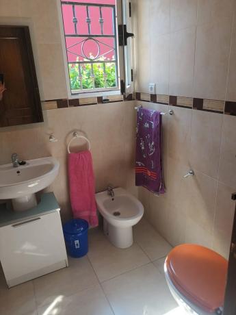 Chalet pareado en calle Laguna