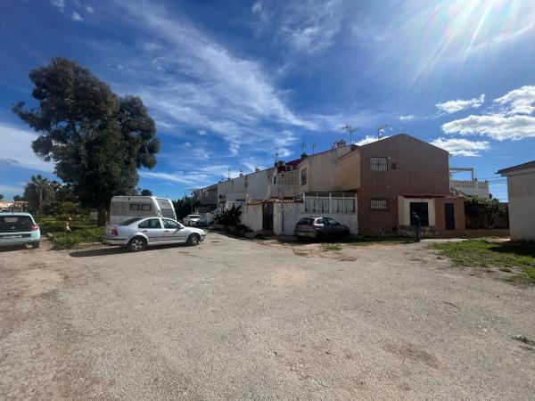 Chalet adosado en calle Manuel Rodríguez Manolete