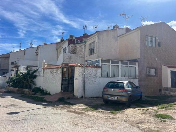 Chalet adosado en calle Manuel Rodríguez Manolete
