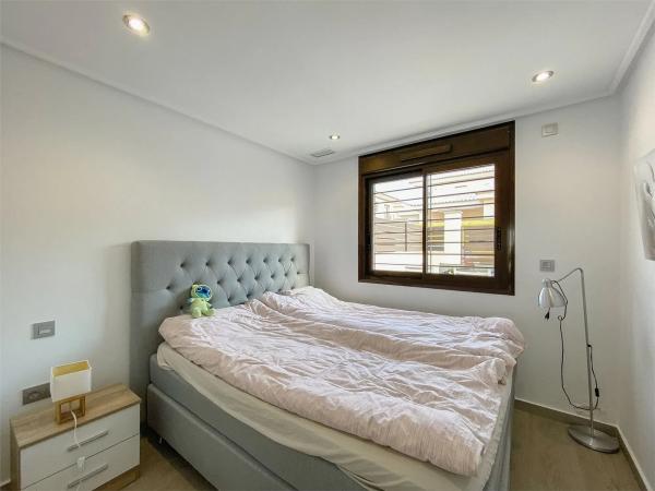 Chalet adosado en avenida Ramón del Valle Inclán - Torreta