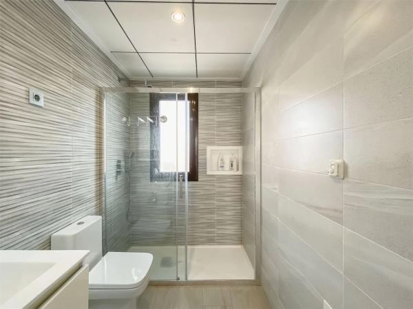 Chalet adosado en avenida Ramón del Valle Inclán - Torreta