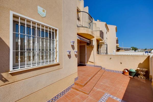 Chalet adosado en calle Antonio Conesa Morales