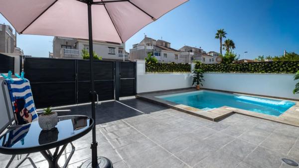 Chalet en calle las Abubillas