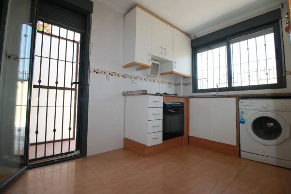 Chalet pareado en calle Cecilio Gallego Alamis