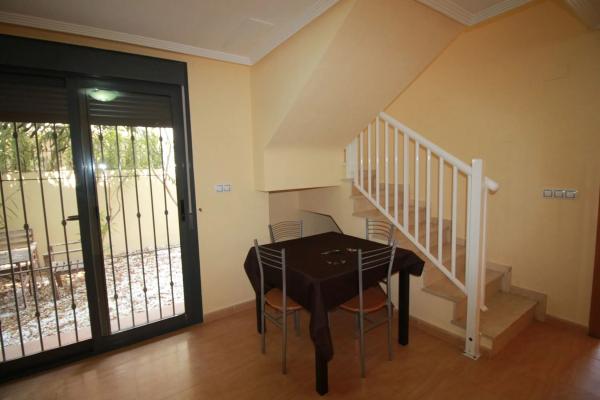 Chalet pareado en calle Cecilio Gallego Alamis