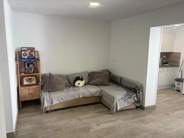 Chalet adosado en calle Saeta