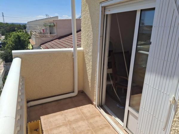 Casa independiente en avenida de Europa