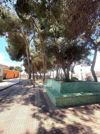 Casa independiente en avenida de Europa