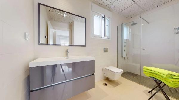 Casa independiente en avenida Ramón del Valle Inclán - Torreta, 8