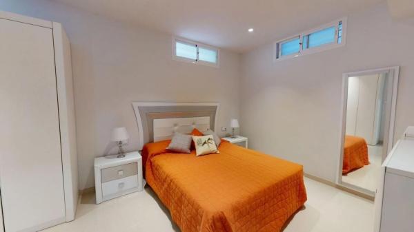 Casa independiente en avenida Ramón del Valle Inclán - Torreta, 8