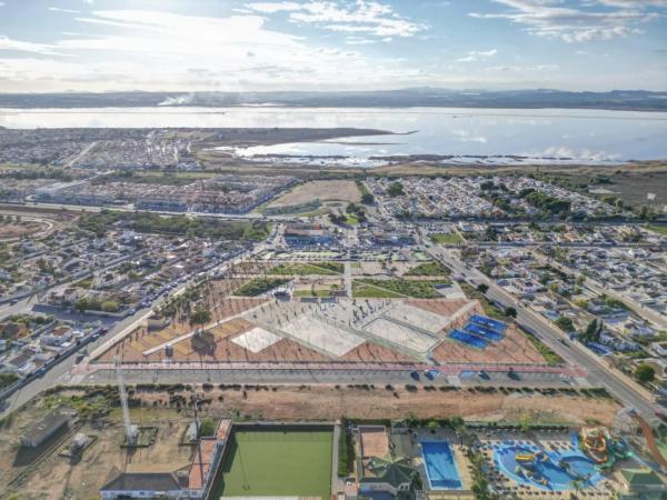 Chalet adosado en calle Strauss, 41