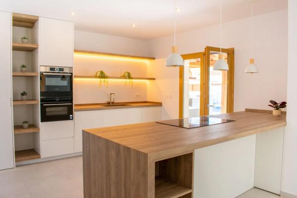 Casa independiente en calle Julio Cortázar, 14