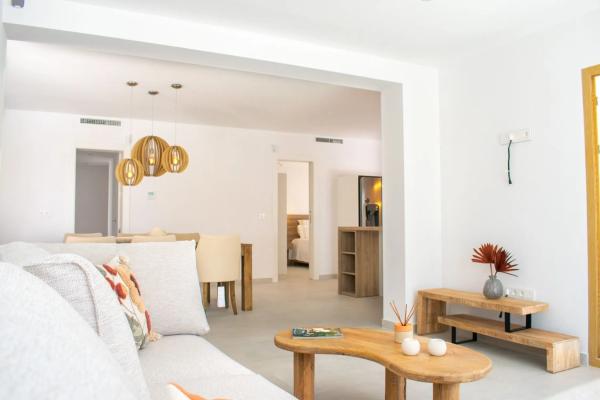 Casa independiente en calle Julio Cortázar, 14