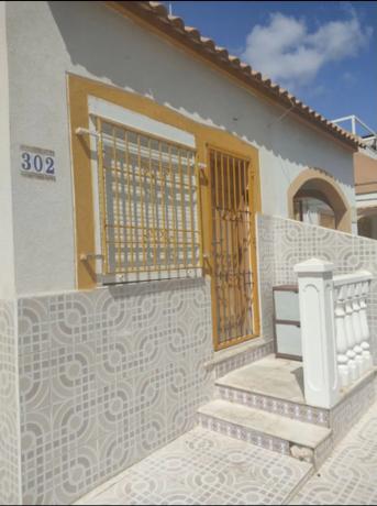 Casa independiente en calle Jose Lorca Garcia, 302