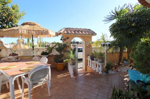 Chalet en Barrio Los Balcones - Los Altos del Edén