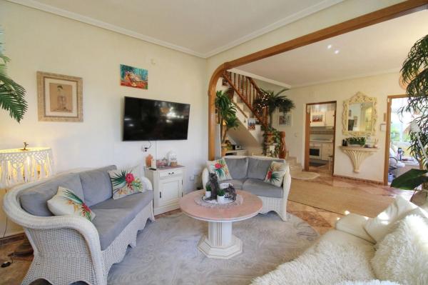 Chalet en Barrio Los Balcones - Los Altos del Edén