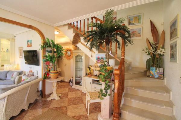 Chalet en Barrio Los Balcones - Los Altos del Edén