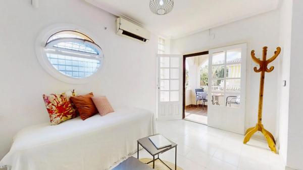 Casa independiente en avenida Espuña