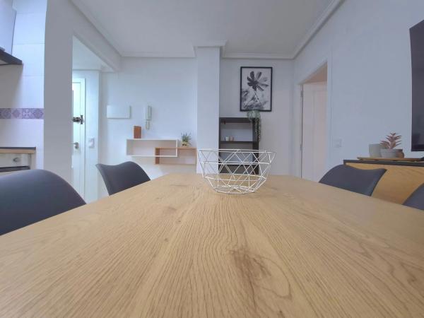 Chalet adosado en calle Teide, 1