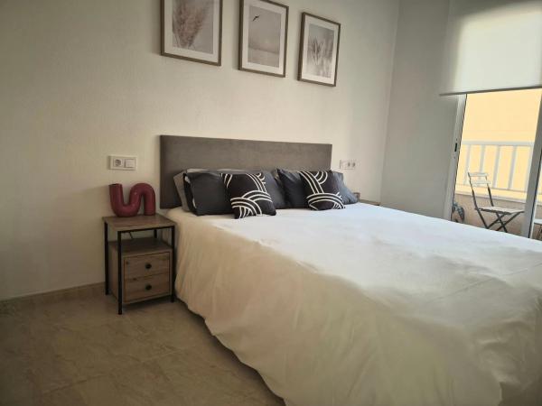 Chalet adosado en calle Teide, 1