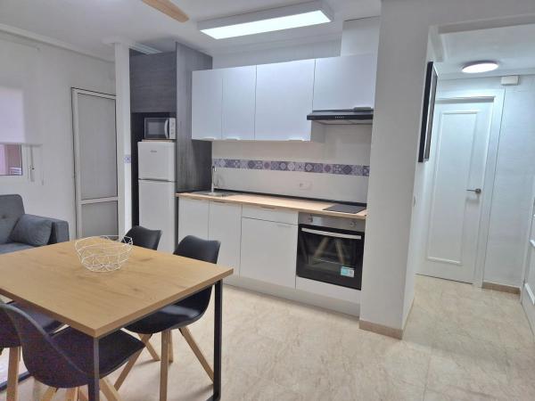 Chalet adosado en calle Teide, 1