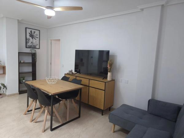 Chalet adosado en calle Teide, 1