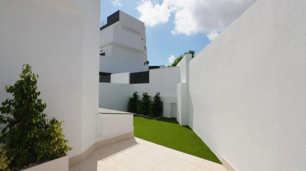 Chalet pareado en calle Zv 54, 5 r