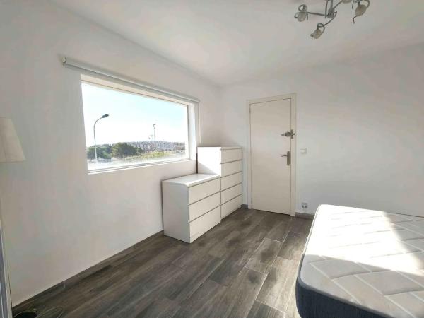 Chalet pareado en calle Calar Alto