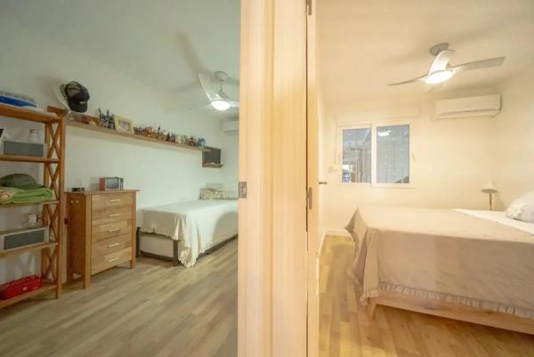 Chalet pareado en calle las Rosas