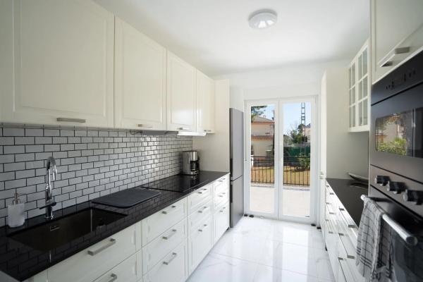 Chalet pareado en avenida de Torrevieja