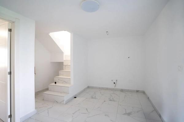 Chalet pareado en avenida de Torrevieja