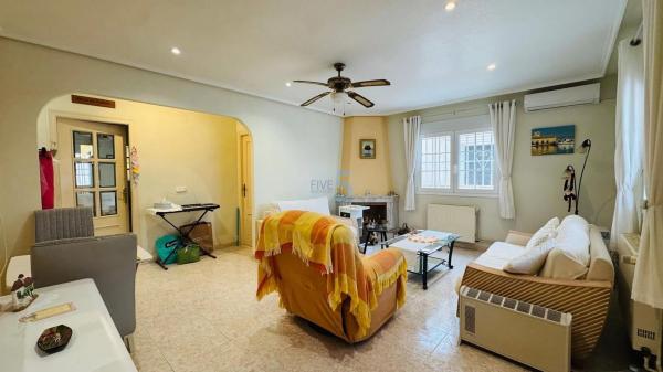 Chalet en Barrio Los Balcones - Los Altos del Edén