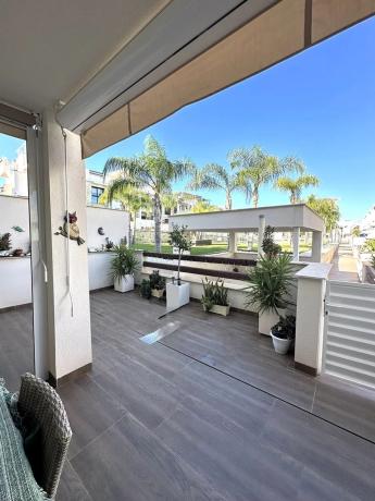 Chalet pareado en calle Teulada s/n