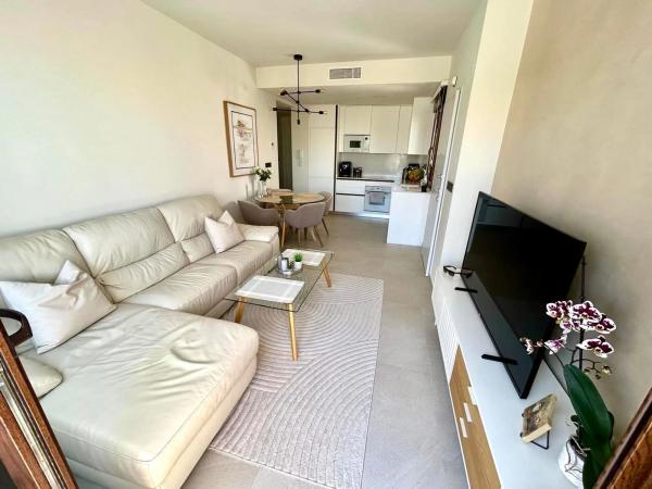 Chalet pareado en calle Pego s/n