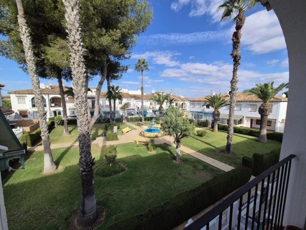 Ático en Barrio Los Balcones - Los Altos del Edén