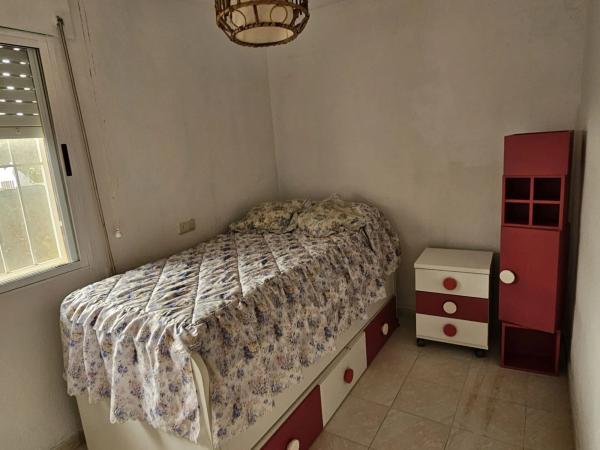 Chalet pareado en urbanizacionl los altos, 70