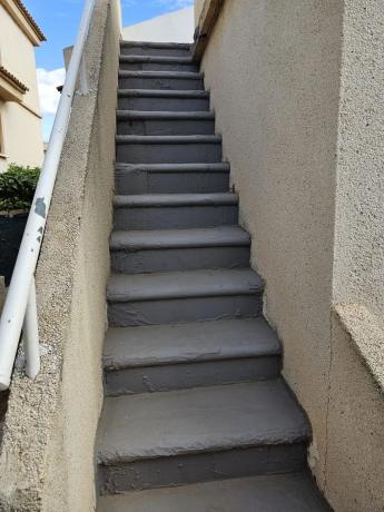 Chalet pareado en urbanizacionl los altos, 70