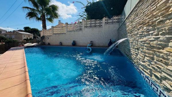 Chalet en Barrio Los Balcones - Los Altos del Edén